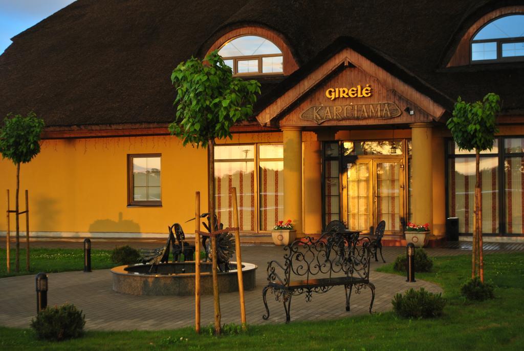 Girele Casa de hóspedes Šiauliai Exterior foto