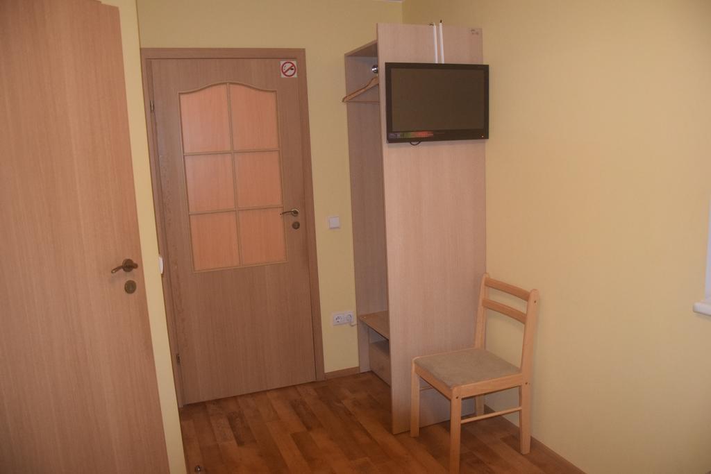 Girele Casa de hóspedes Šiauliai Exterior foto